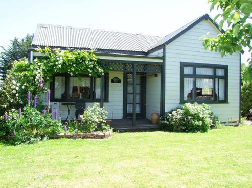 40 North Branch Road, Milton