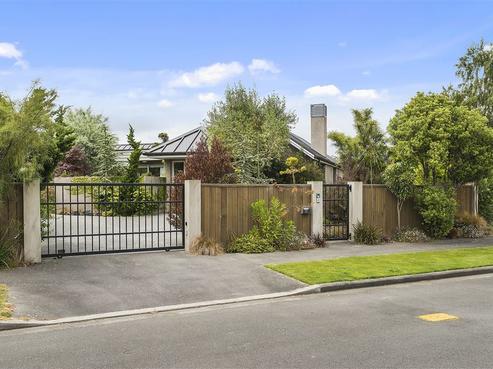 37 Chateau Drive, Burnside