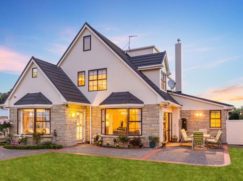 6 Nikau Grove, Woburn