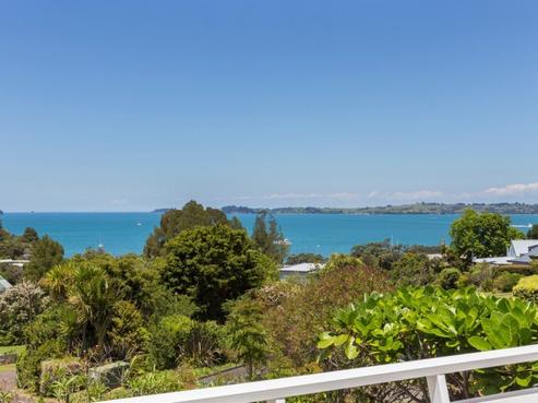 29 Whitmore Road, Tawharanui Peninsula
