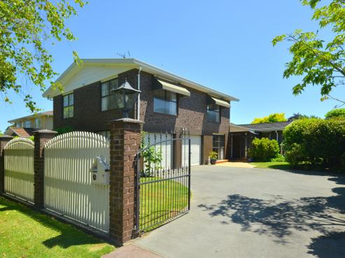 32 Lavandula Crescent, Burnside