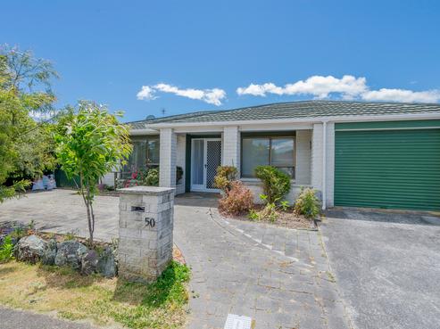 50 Rewarewa Crescent, Waikanae