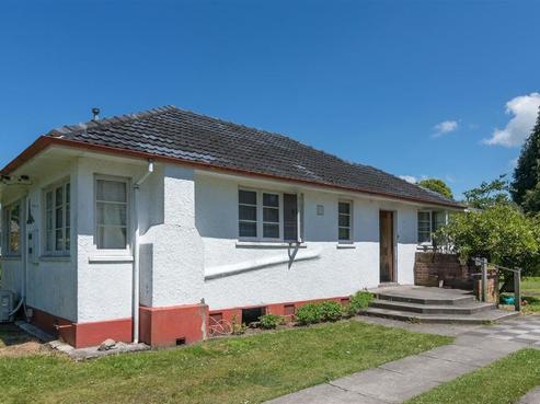 7 Shirley Street, Mangakakahi