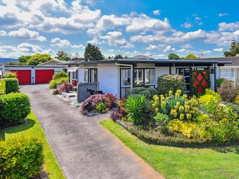 24 Fairview Avenue, Opaheke