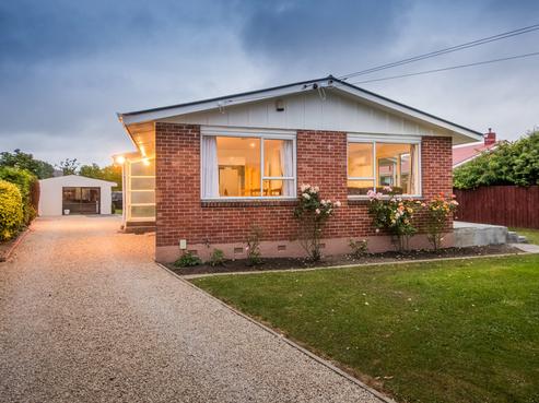 9 Uxbridge Street, Northcote