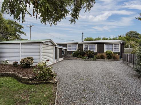 55 Batten Grove, The Pines Beach