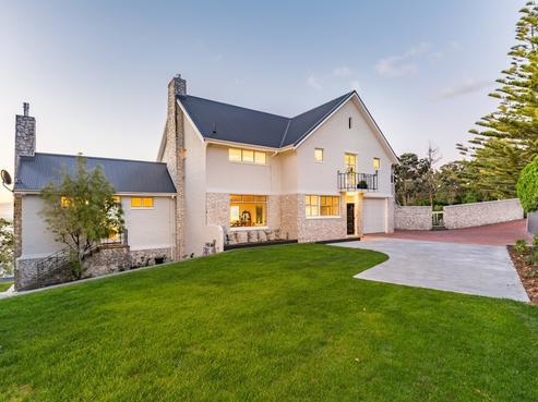 316 Princes Drive, Britannia Heights