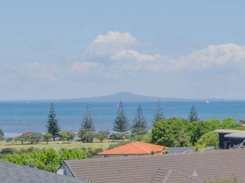 1459 Whangaparaoa Road, Army Bay