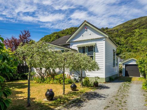 113 Oroua Street, Eastbourne