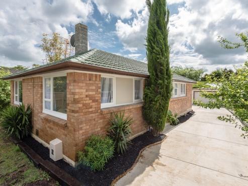 61 Sefton Crescent, Chartwell