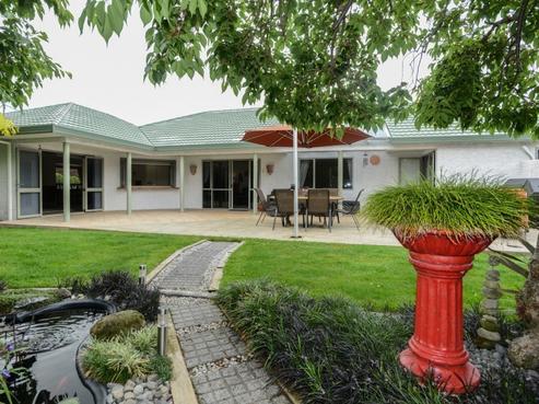 6 Ennor Place, Greenmeadows