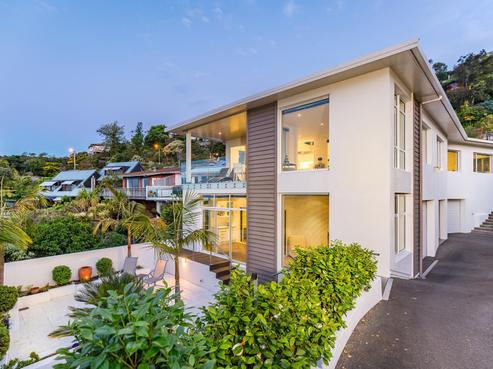 6 The Cliffs, Britannia Heights