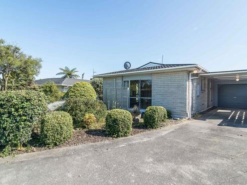 11A Graham Grove, Waikanae