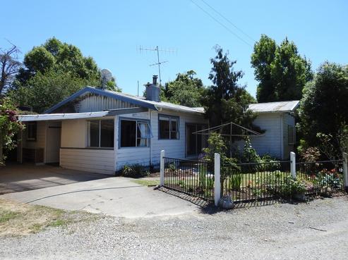1312 Eighty Eight Valley Road, Wakefield
