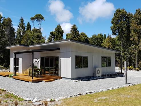 6 Hurren Place West, Kumara