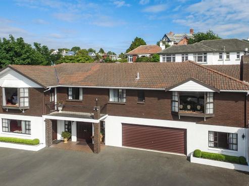 15 Leven Street, Roslyn