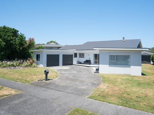 6 Dorset Street, Opunake
