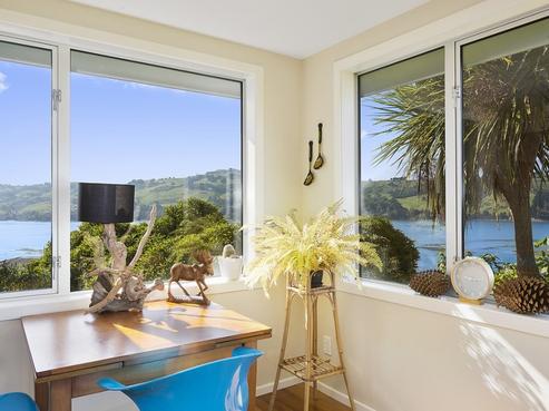 25 Rotoiti Street, Maia