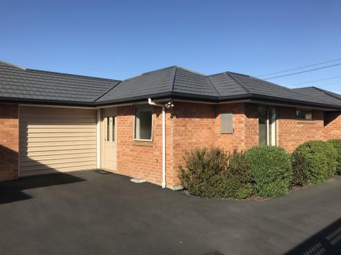 2/165 Highsted Road, Casebrook
