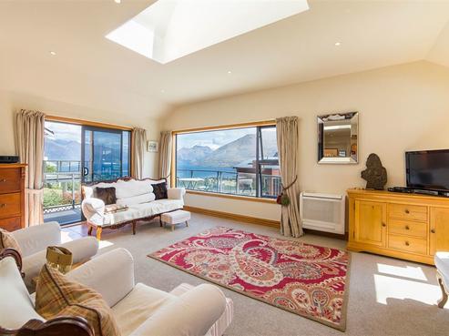 1B London Lane, Queenstown Central