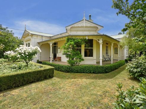 27 Arrow Street, Wakefield