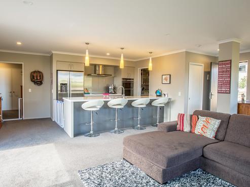 4 Olympus Way, Richmond