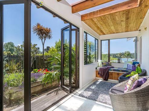 9 Martin Road, Matakana
