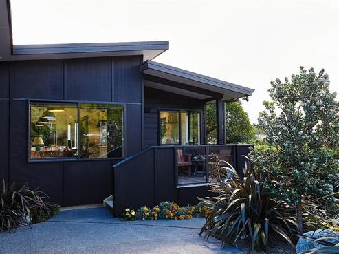 132 South Bay Parade, Kaikoura