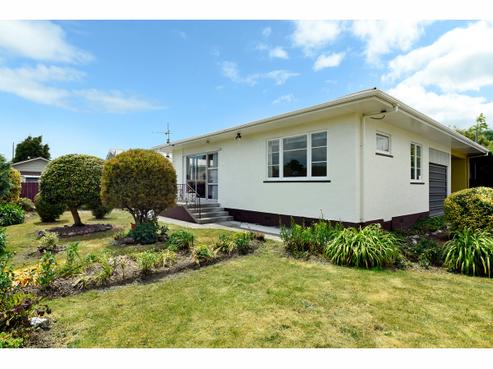 2/686 Main Road Stoke, Stoke
