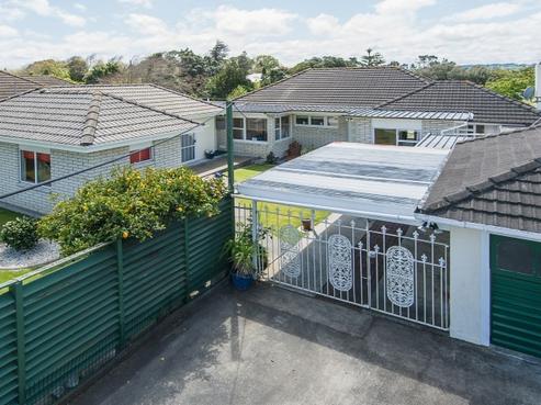 9 Dickson Crescent, Saint Johns Hill