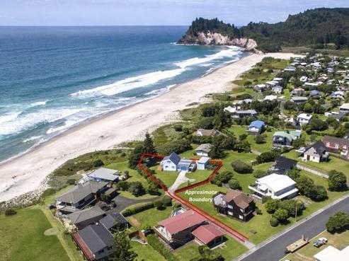 9 Kon Tiki Road, Whiritoa