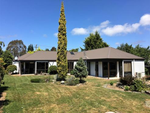 12 Johnson Street, Milton