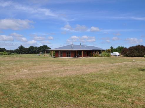 804 Penny Road, Sanson