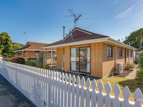 2/28 Logan Street, Ebdentown