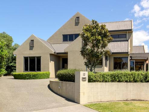 12 Tupare Place, Highlands Park