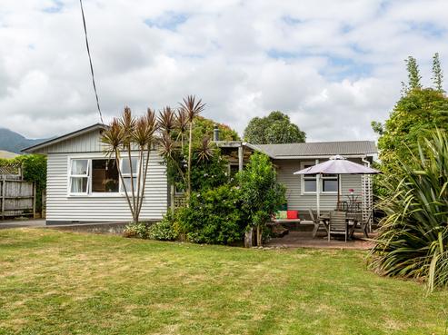 8 Donnelly Street, Oakura