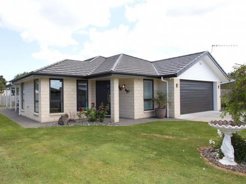 23 Sherwood Place, Springvale