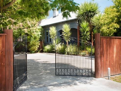 104 Townshend Street, Saint Leonards