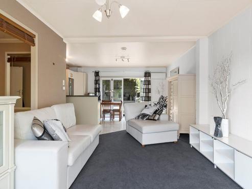 36B Devon Street, Glenholme