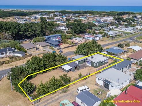 33 Himatangi Street, Himatangi Beach