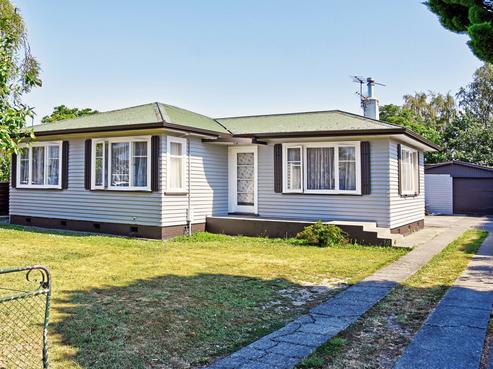 212 High Street, Solway