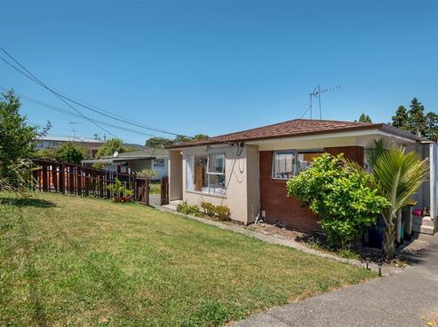8A Lambrown Drive, Totara Vale