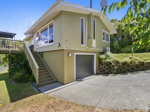 13 Levin Grove, Kelson