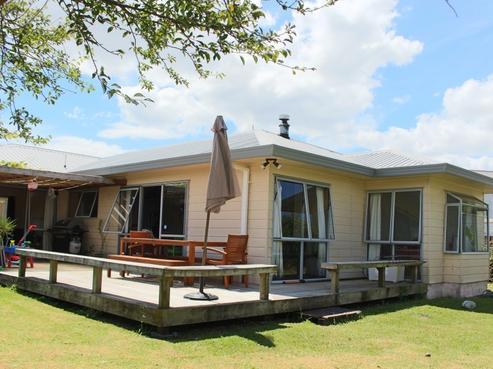 11 Raratuna Street, Turua
