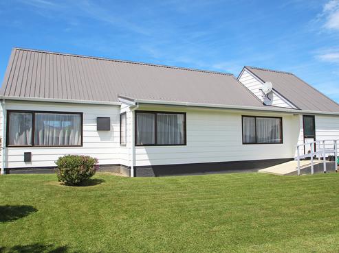 1 Grove Avenue, Weston