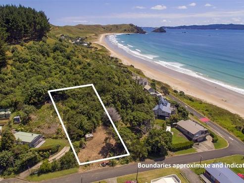 8 Calder Place, Opito Bay