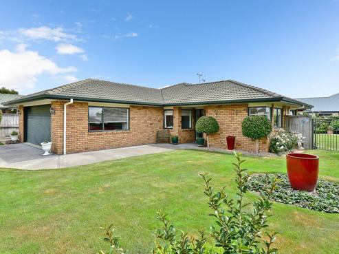 7 Guildford Place, Rototuna North