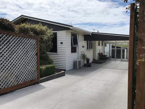 19 Clifton Drive, Waitara