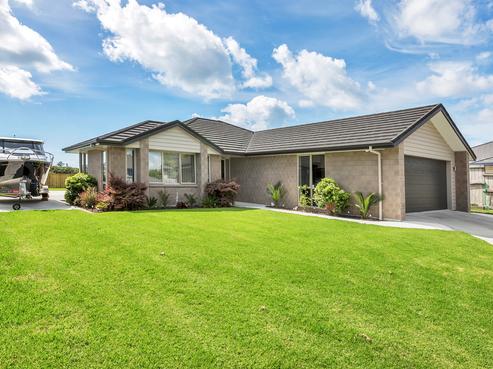 21 Wai Place, One Tree Point