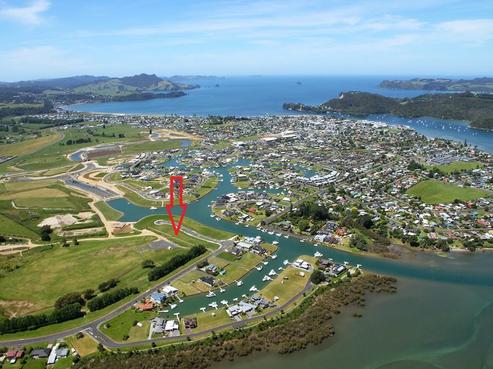 11 Lady Jocelyn Place, Whitianga